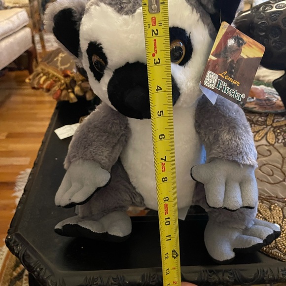 NWT Lemur Fiesta Ring Tailed Plush ~14” color: gray and white - Picture 6 of 8
